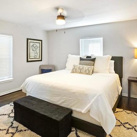 Cozy Heights 2 Bd Bungalow, Walkable Houston Bagian luar foto